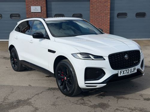 Jaguar F Pace
