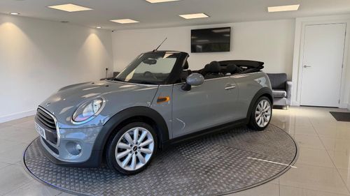 MINI Convertible