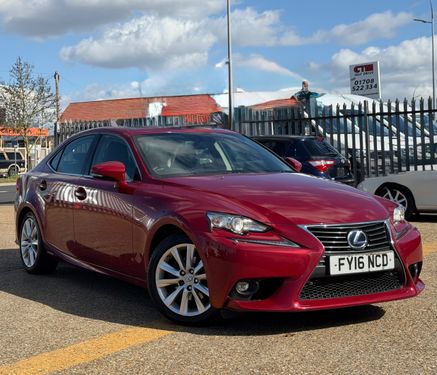 Lexus IS