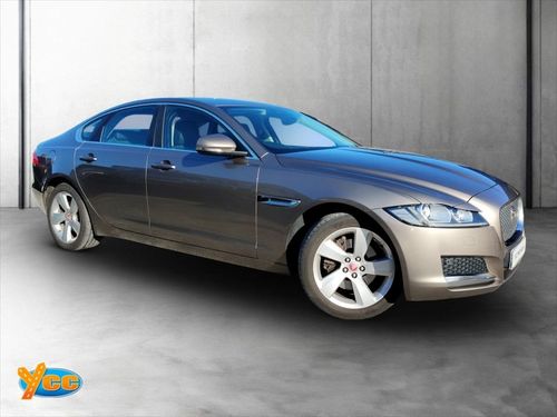 Jaguar XF