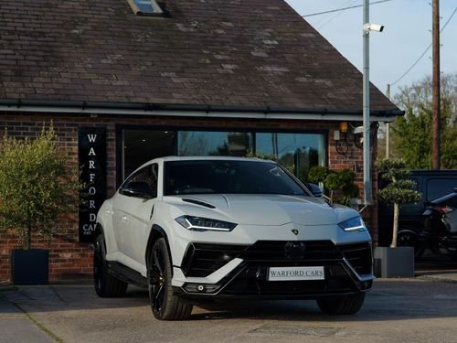 Lamborghini URUS