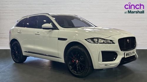 Jaguar F Pace