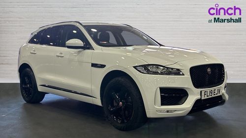Jaguar F Pace