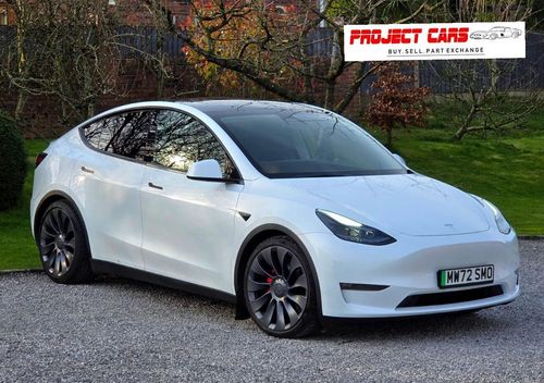 Tesla MODEL  Y