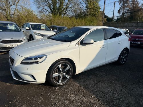 Volvo V40