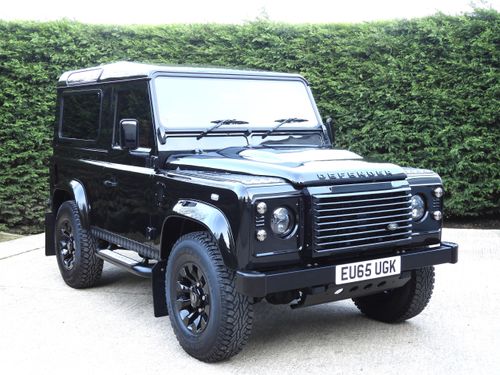 Land Rover Defender 90