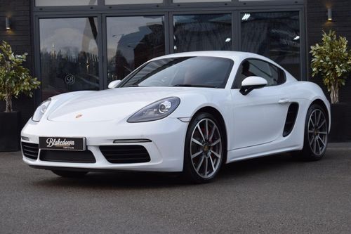 Porsche 718 Cayman