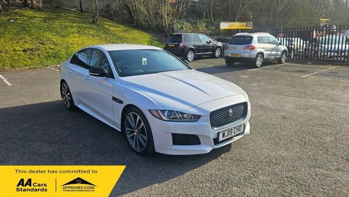 Jaguar XE