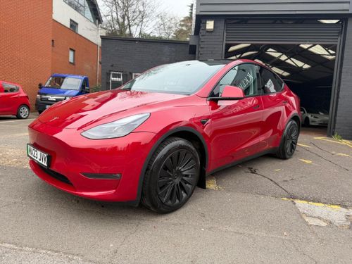 Tesla MODEL  Y