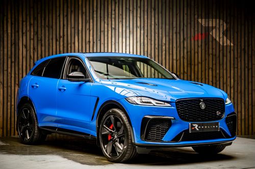 Jaguar F Pace