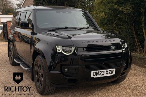 Land Rover Defender 130