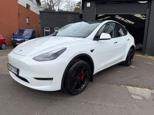 Tesla MODEL  Y