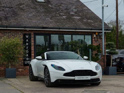 Aston Martin DB11
