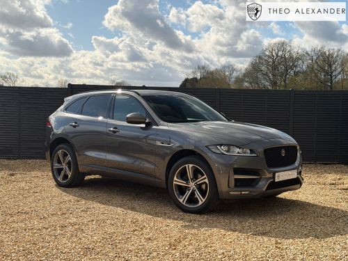Jaguar F Pace