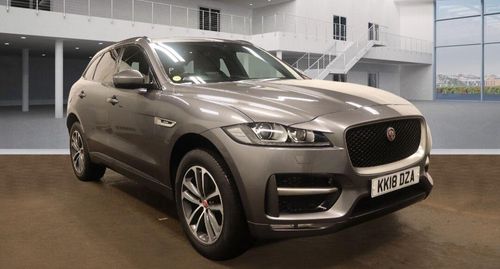 Jaguar F Pace