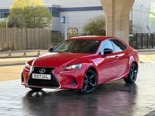 Lexus IS