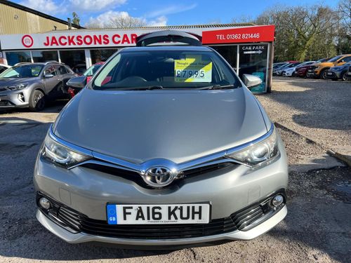 Toyota Auris