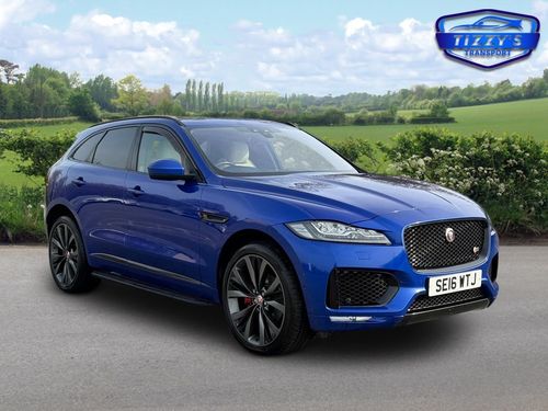 Jaguar F Pace