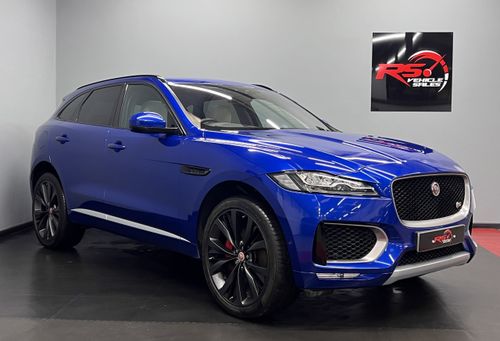 Jaguar F Pace