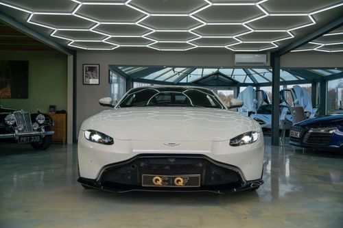 Aston Martin Vantage
