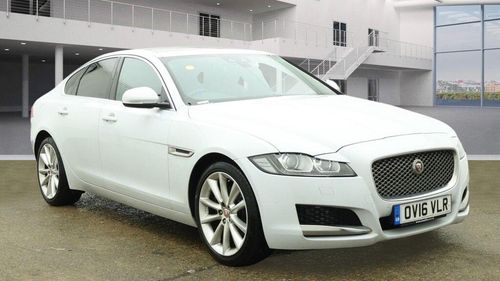 Jaguar XF