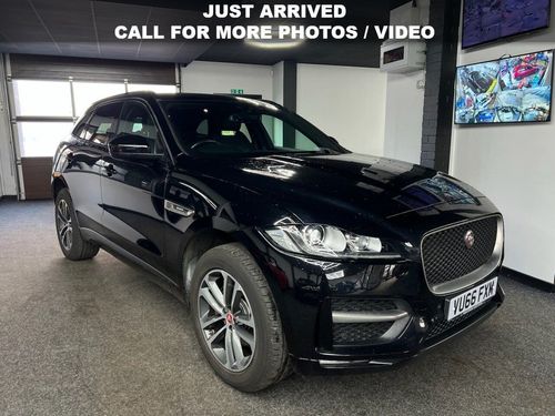 Jaguar F Pace