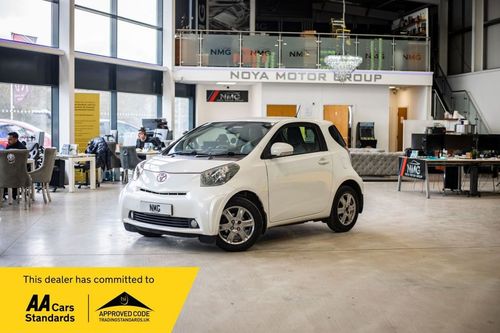 Toyota iQ