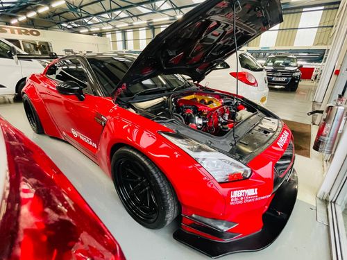 Nissan Gt R
