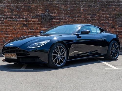 Aston Martin DB11