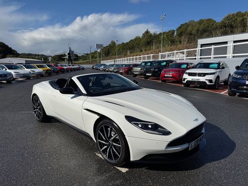 Aston Martin DB11