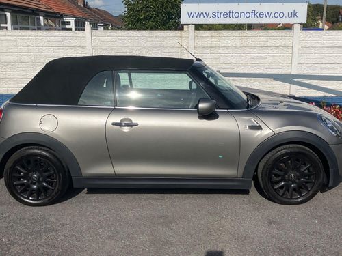 MINI Convertible
