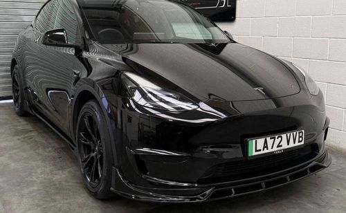 Tesla MODEL  Y