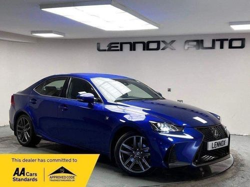 Lexus IS