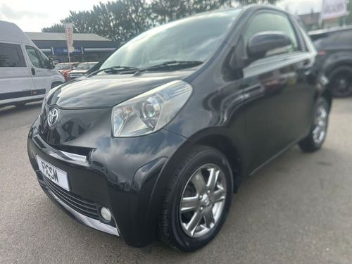 Toyota iQ