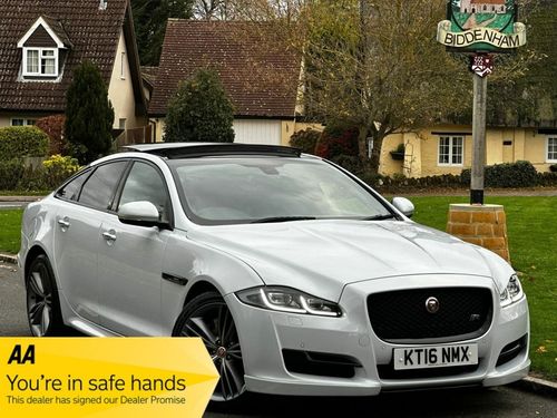 Jaguar XJ