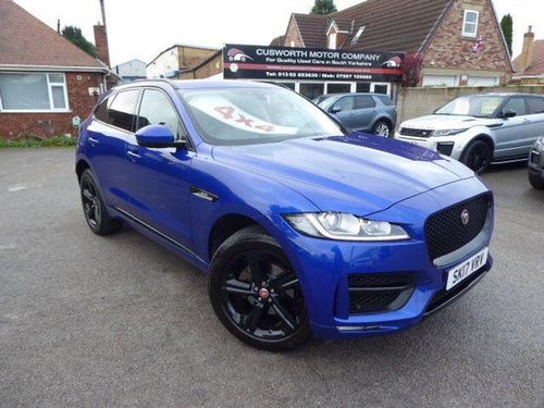 Jaguar F Pace