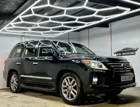 Lexus LX