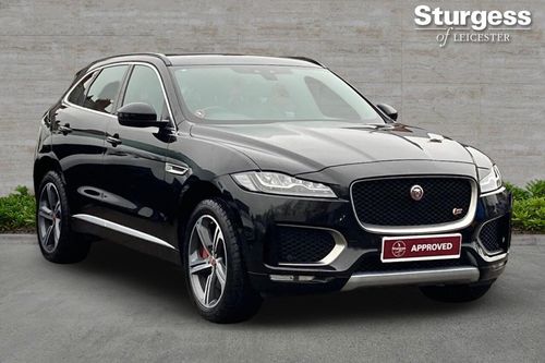 Jaguar F Pace