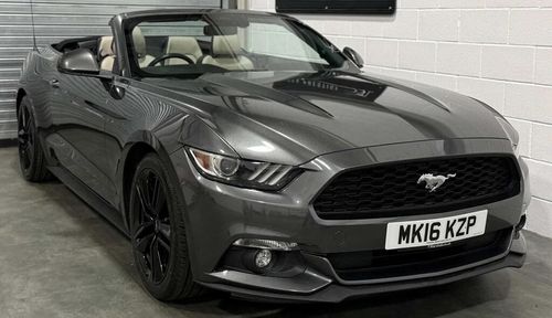 Ford MUSTANG