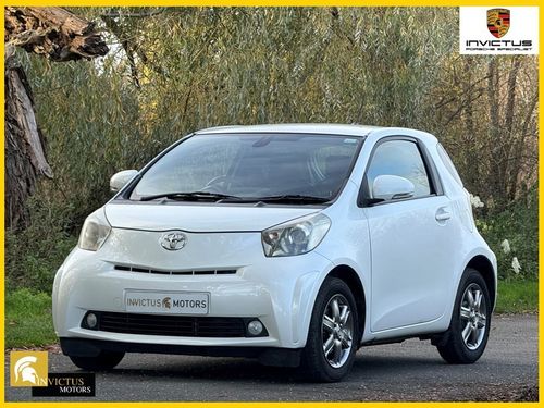 Toyota iQ