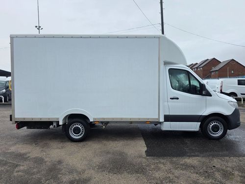 Mercedes Benz Sprinter