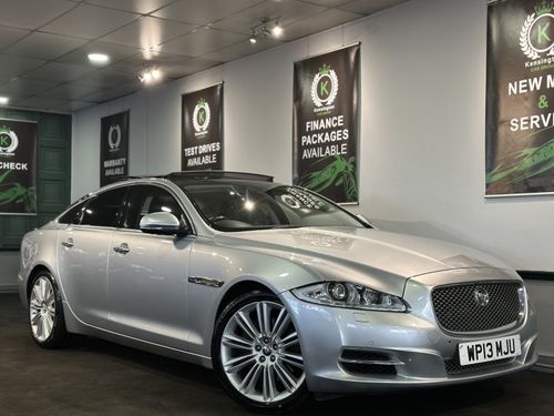 Jaguar XJ