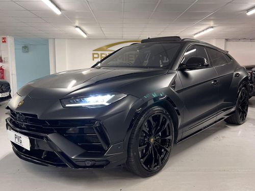 Lamborghini URUS