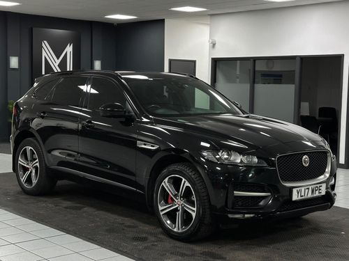 Jaguar F Pace