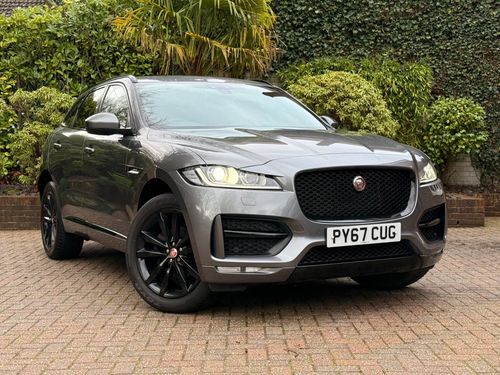 Jaguar F Pace