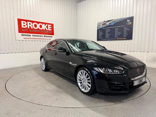 Jaguar XE