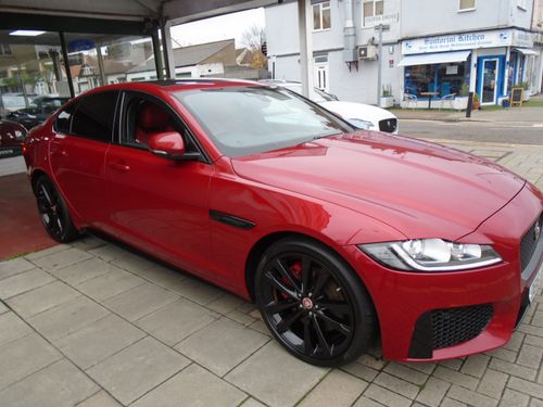 Jaguar XF