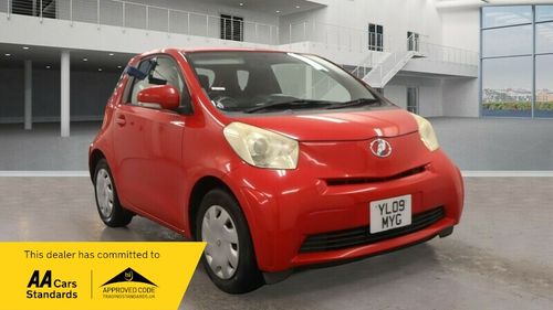Toyota iQ