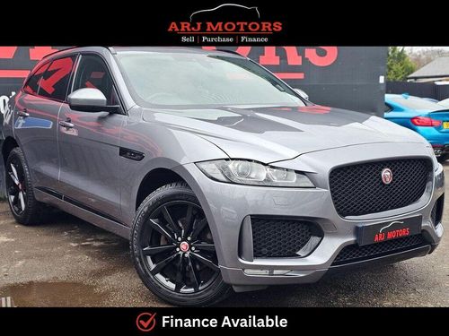 Jaguar F Pace