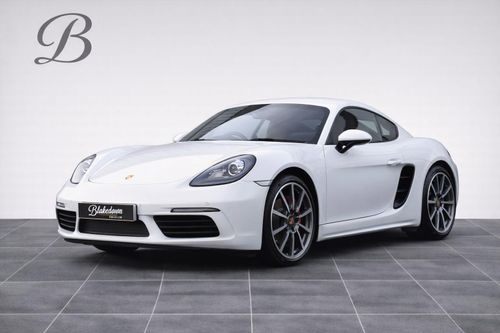 Porsche 718 Cayman